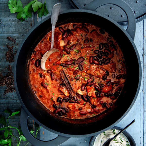Trattoria Pot, Cast Aluminum Non-Stick Pot with Titanium Coating