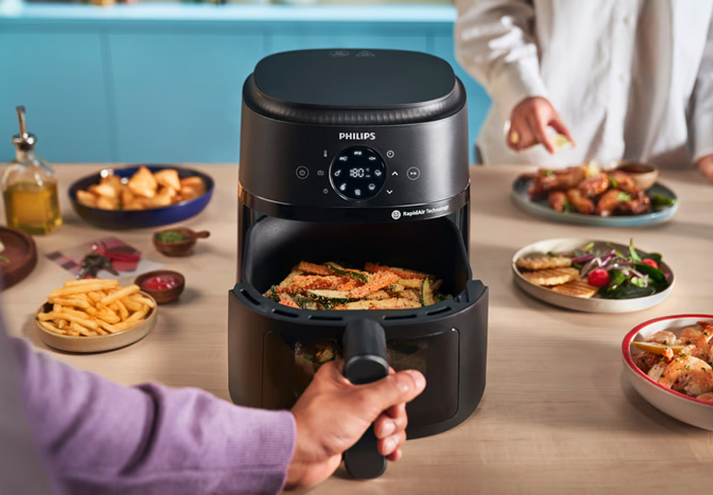 2000 Series Airfryer NA231 — 6.2L Touchscreen RapidAir-1