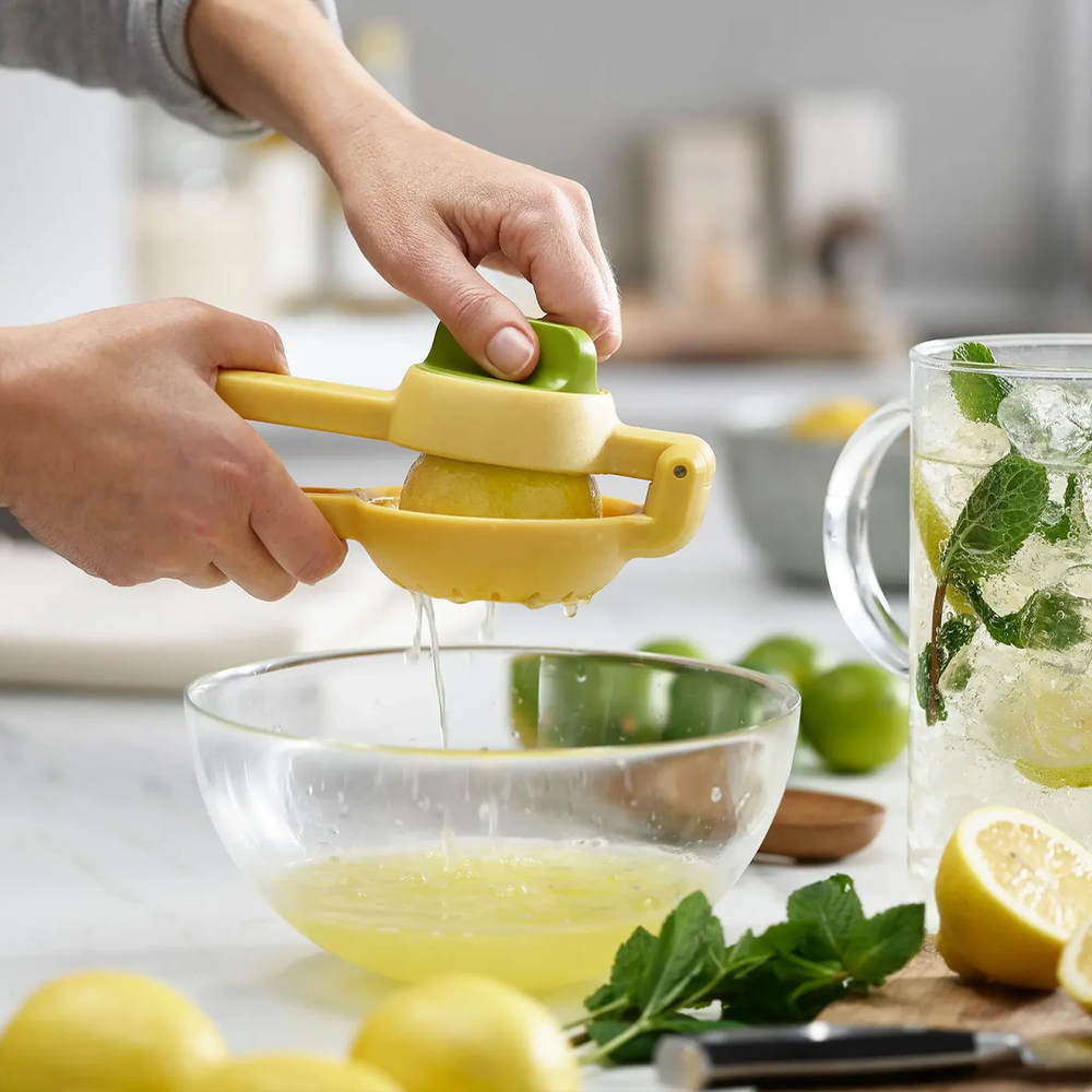 JuiceMax Dual-Action Yellow Citrus Press