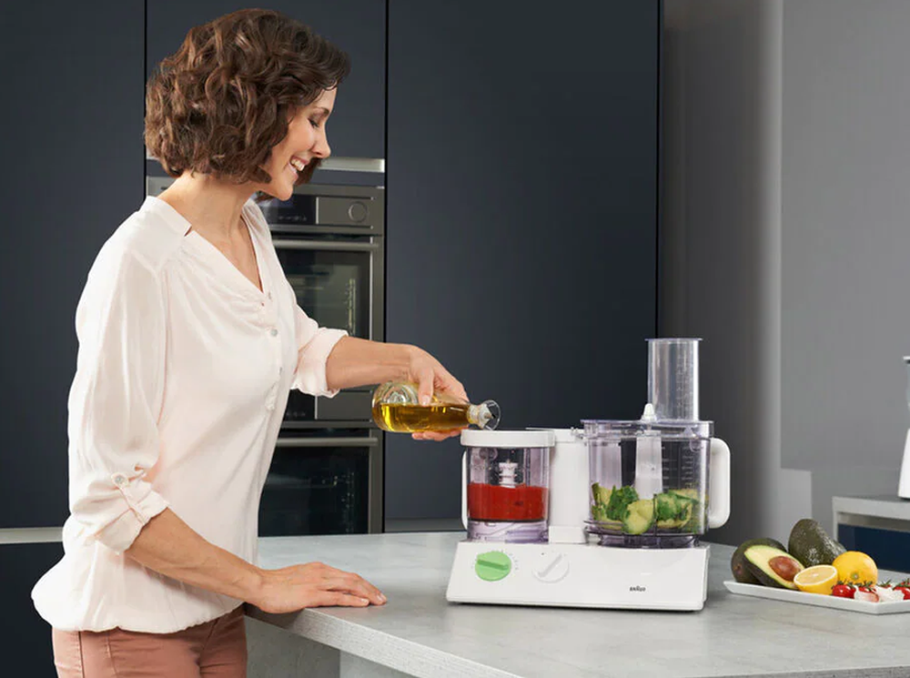 Food Processor FX3030WH with 15 Speeds and Attachments