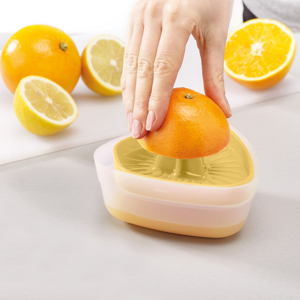 Joseph Joseph Duo Juicer with reversible lid