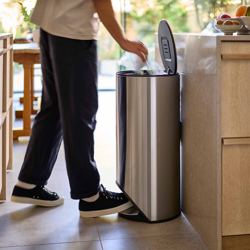 Arc 30L Easy-push Stainless-steel Pedal Bin