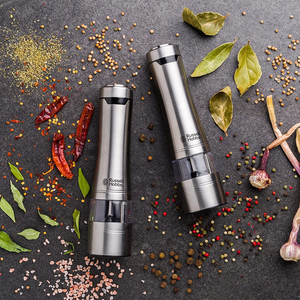 Russell Hobbs Classics 23460 Salt & Pepper Grinders Ceramic Silver