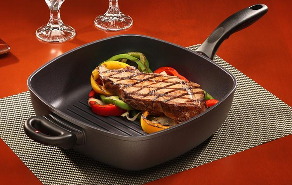 Diamond Deep Square Grill 28cm Non-Stick Black