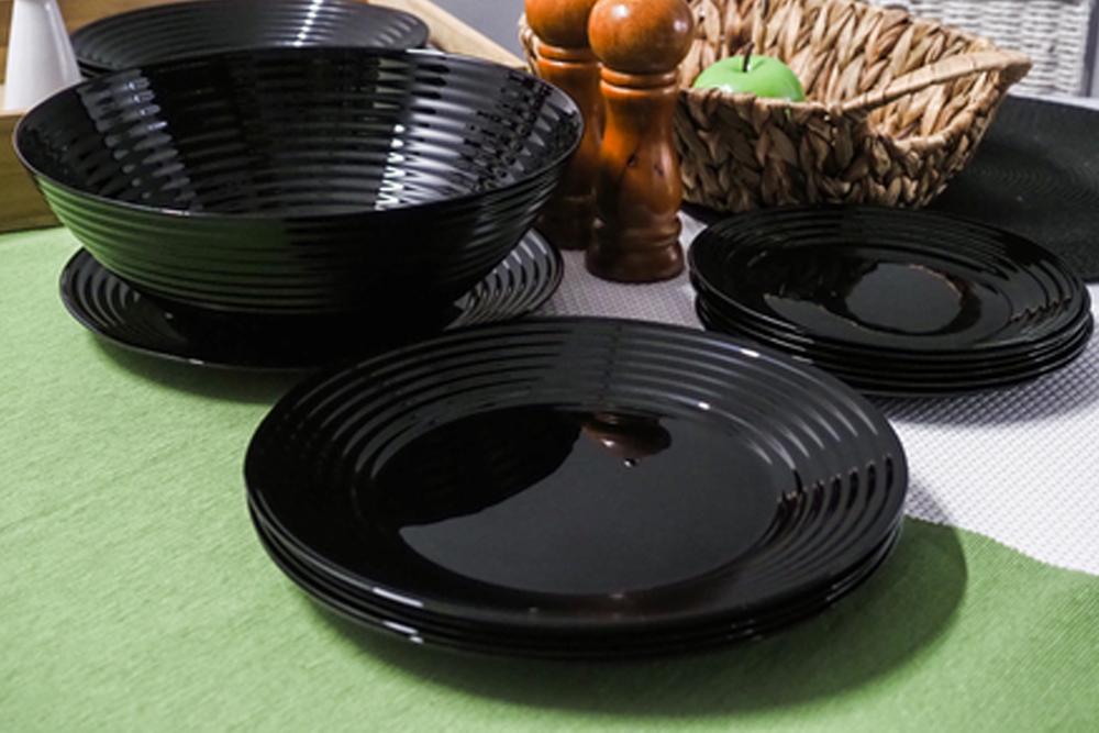 Harena Black Dinner Set 18pcs Opal Glass