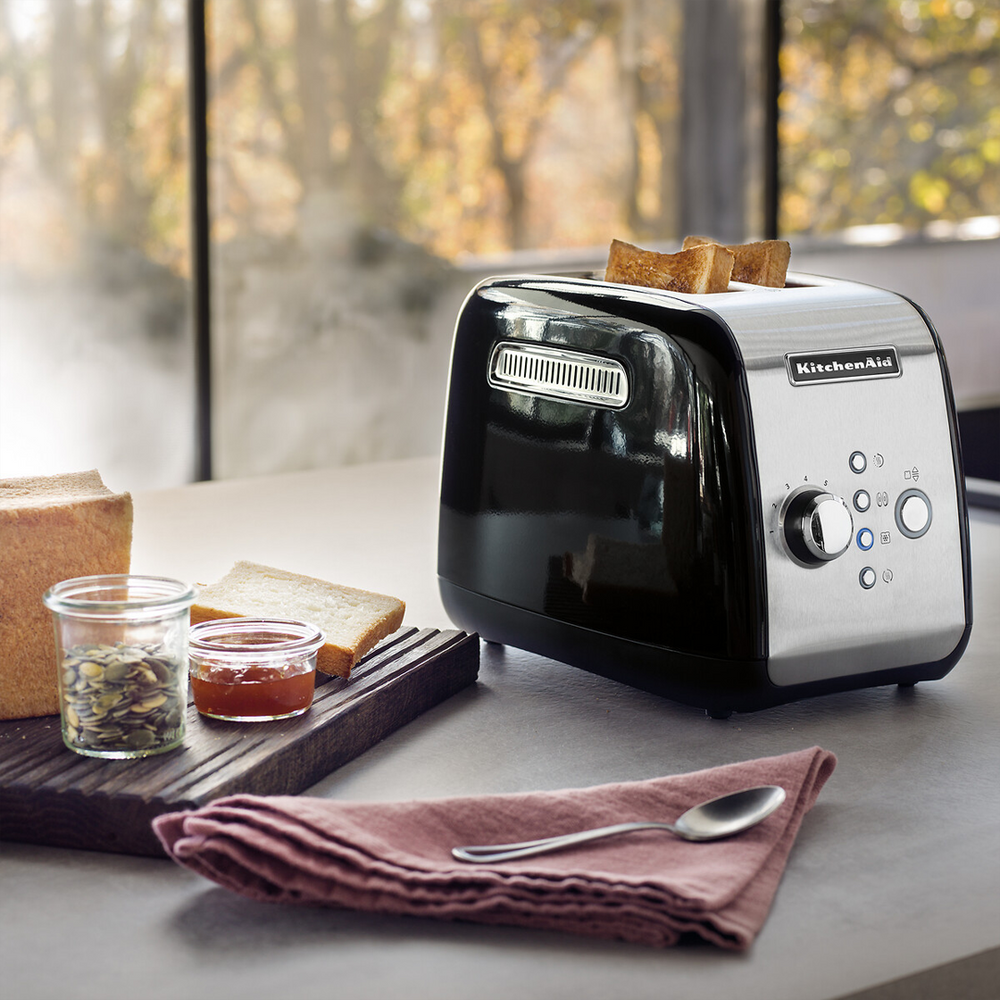 KitchenAid 2-Slot Toaster 5KMT221EOB Onyx Black