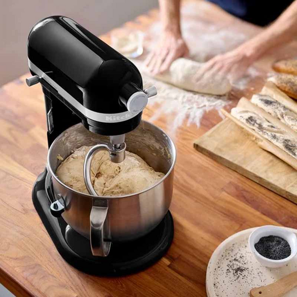 KitchenAid Artisan Premium 6.6 L Bowl-Lift Stand Mixer 5KSM70SHXEOB Onyx Black