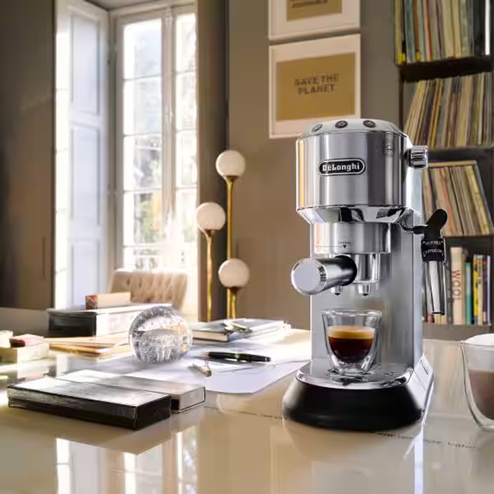 Dedica Espresso Coffee Maker Silver EC685M