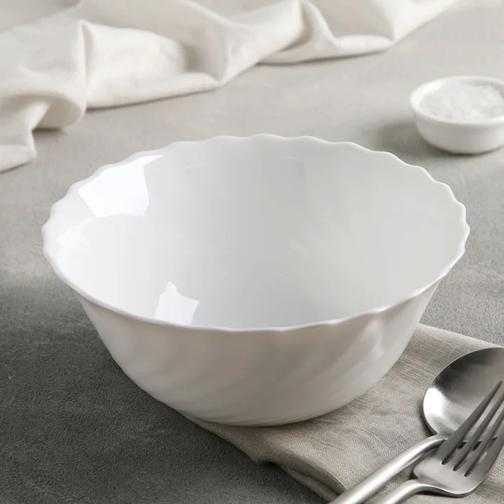 Trianon White Salad Bowl 24cm Opal Glass
