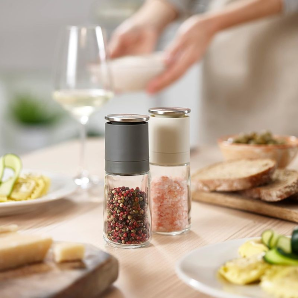 Duo Salt & Pepper Grinders with Adjustable Grinding Size