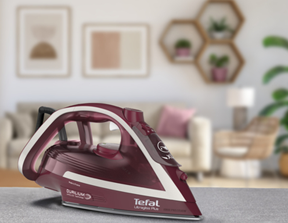 Ultragliss Plus Steam Iron FV6820