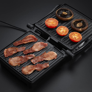 Sandwich Grill 17888 with Non-Stick Plates