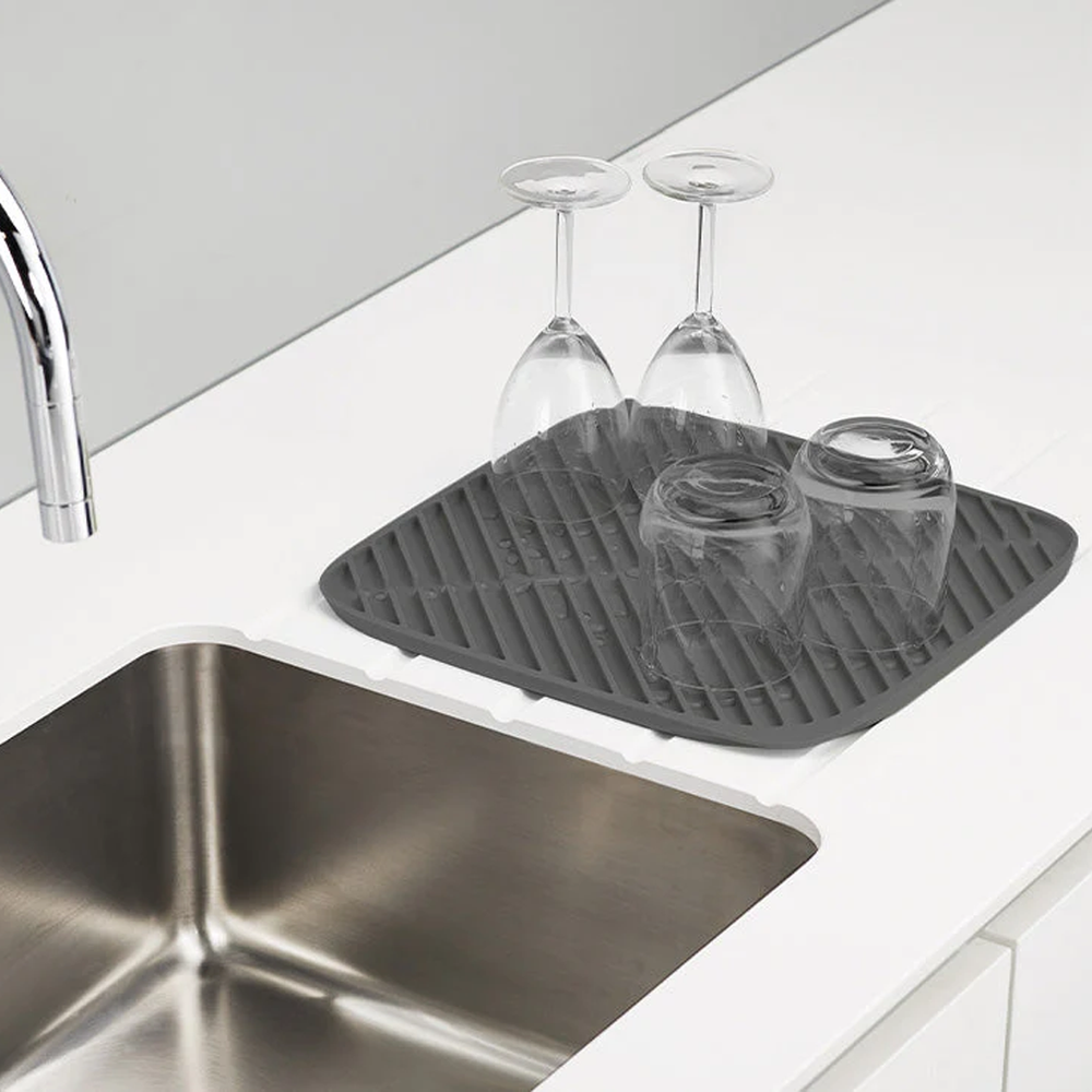 Flume Dish Draining Mat, Rubber, Folding Design, 44x32cm