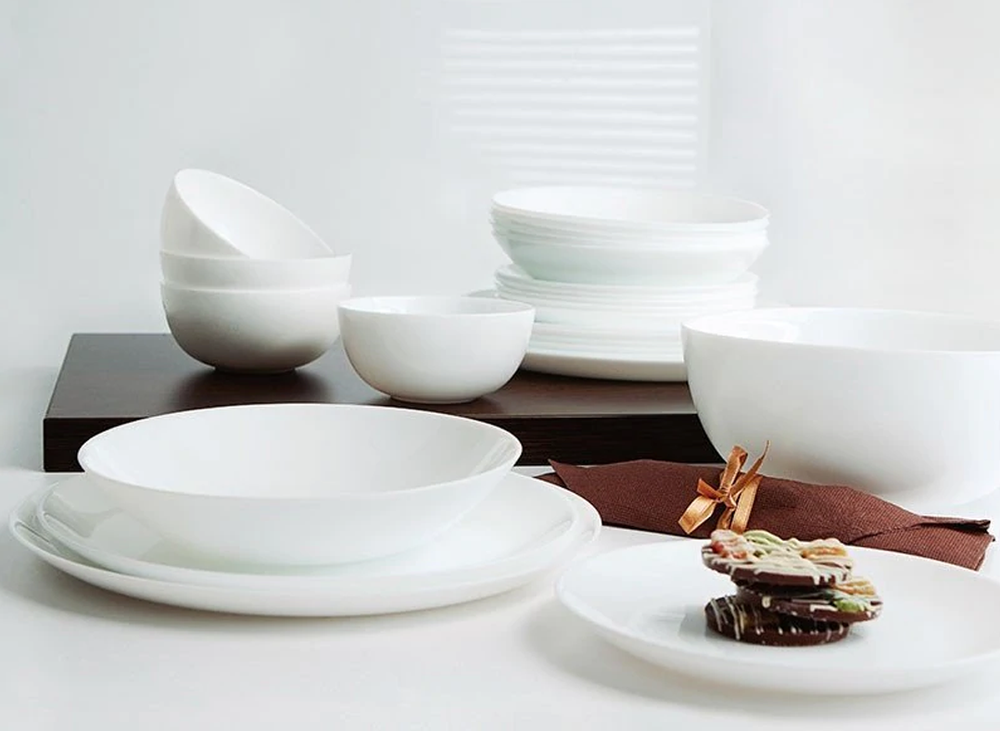 Diwali White Dinner Set 18pcs - Opal Glass Plates