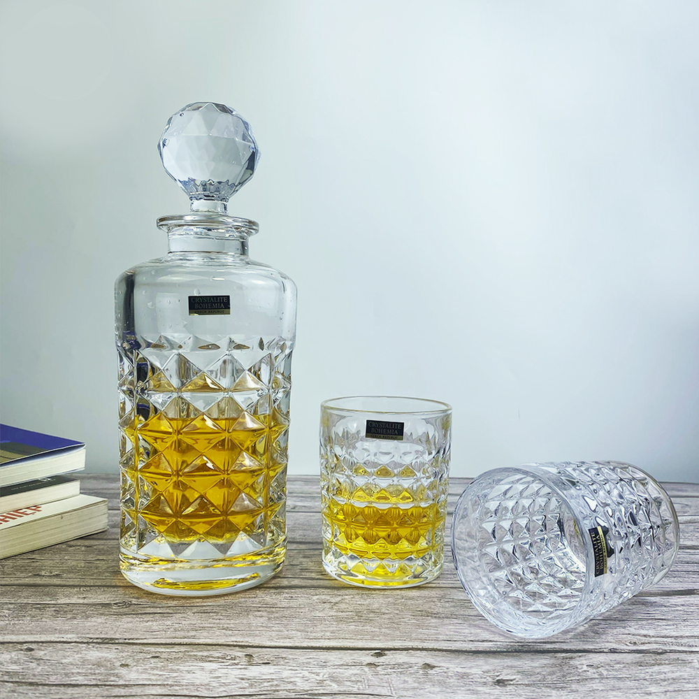 Diamond Decanter 700ml Crystal Glass