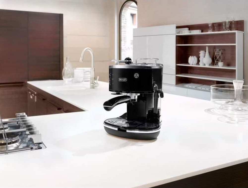 Icona Espresso Maker Black ECO311BK 15-Bar Manual Coffee Machine with Steam Wand