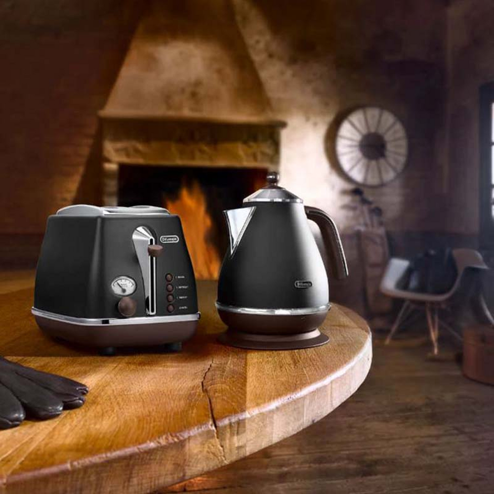 Icona Vintage Black Toaster CTOV2103BK