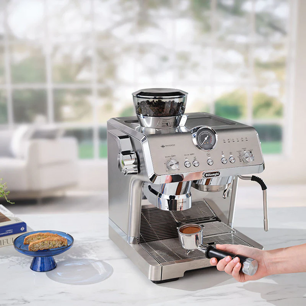 De'Longhi La Specialista Opera EC9555.M Manual Espresso Machine