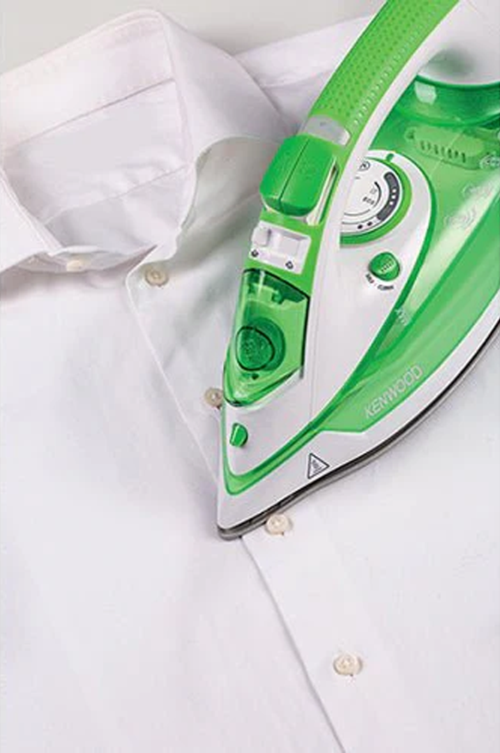 Kenwood STP70 Steam Iron 2600W Adjustable Steam