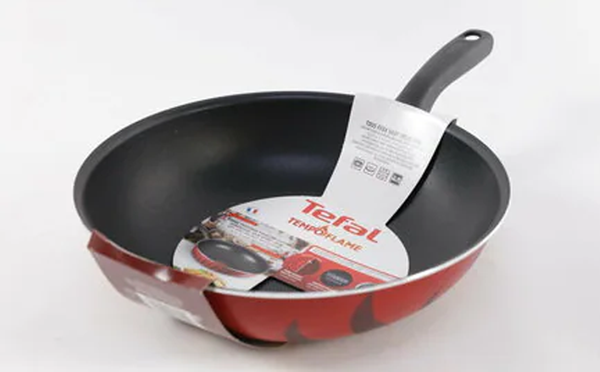 Tempo Flame Wok - Non-Stick Red Aluminum Wok