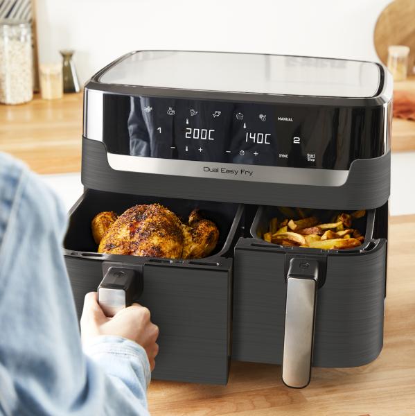 Dual Easy Fry Digital 8.3L Air Fryer with Dual Cooking Zones