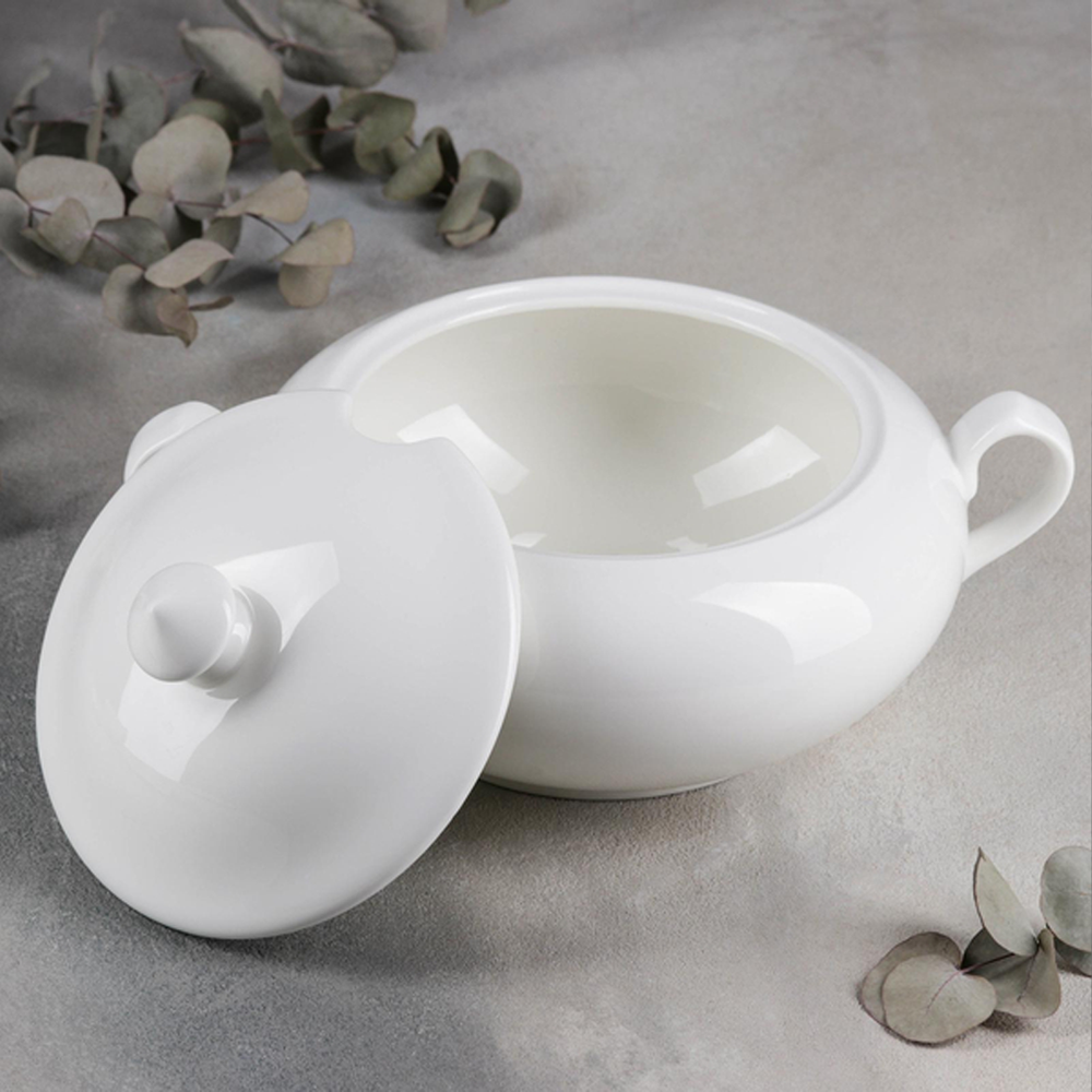 Porcelain Sauce Pan 2800ml with Lid
