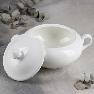 Porcelain Sauce Pan 2800ml with Lid