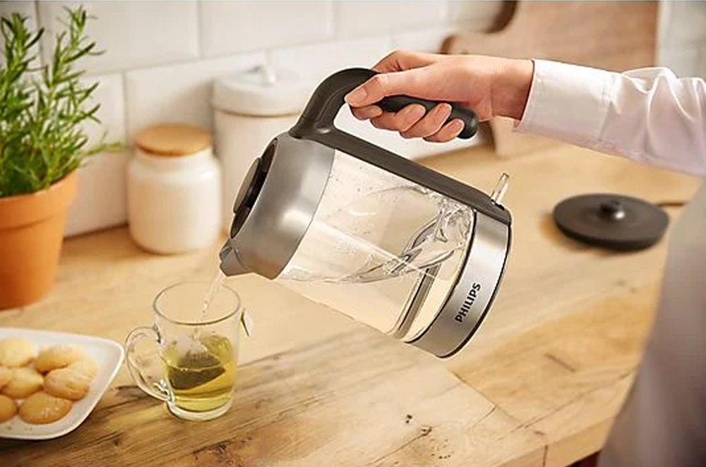 Glass Kettle HD9339 with Blue Light Indicator