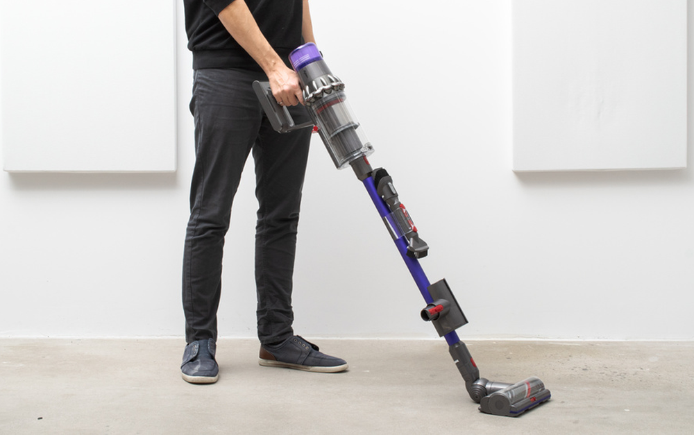 Cordless Stick Vacuum V11 Absolute with LCD Screen