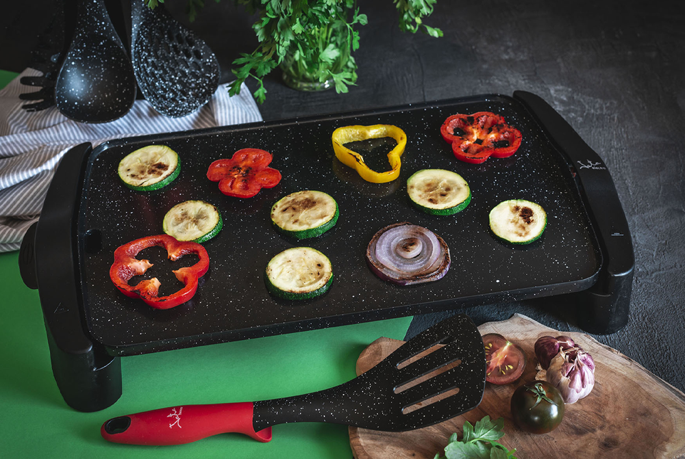 Plancha Grill GR557A with Nonstick Surface