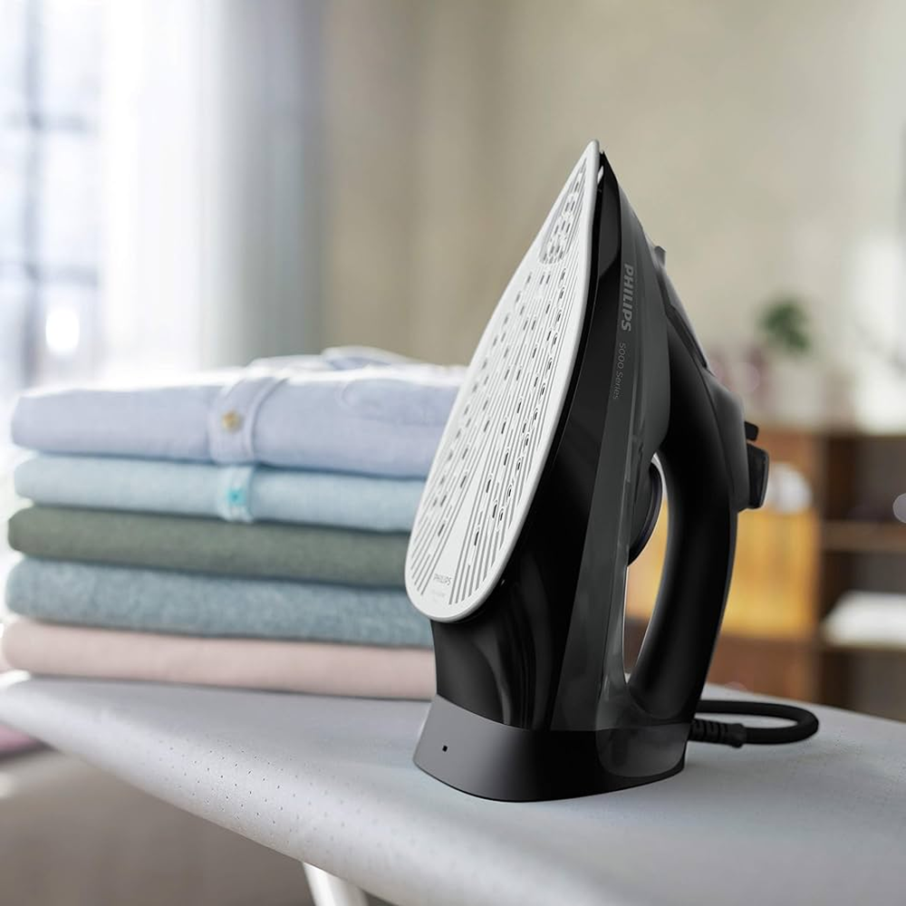Steam Iron DST5040 with Turbo Boost and Anti-Drip